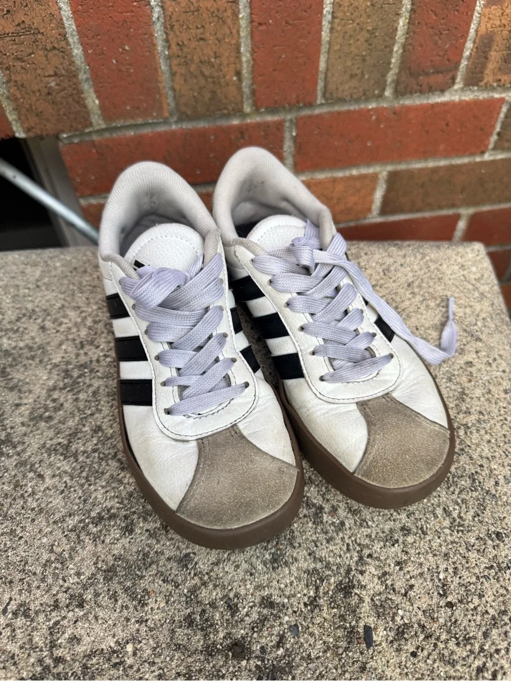 Adidas Kids Sneakers Size 2 White Black Gum Sole Casual Shoes